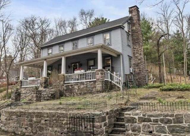 Property at 166 Alpine Lake Rd, Henryville, PA 18332, 5 beds, 2 baths