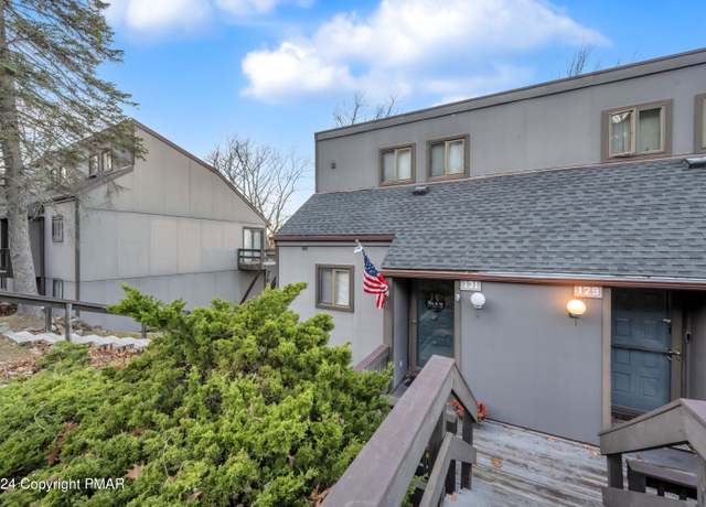 Property at 131 Cross Country Ln, Tannersville, PA 18372, 3 beds, 2.5 baths