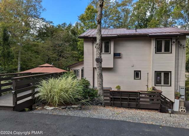 Property at 5022 E Woodbridge Dr, Bushkill, PA 18324, 3 beds, 3 baths