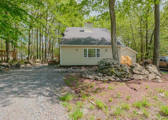 Property at 7275 Long Pine Dr, Tobyhanna, PA 18466, 3 beds, 2 baths