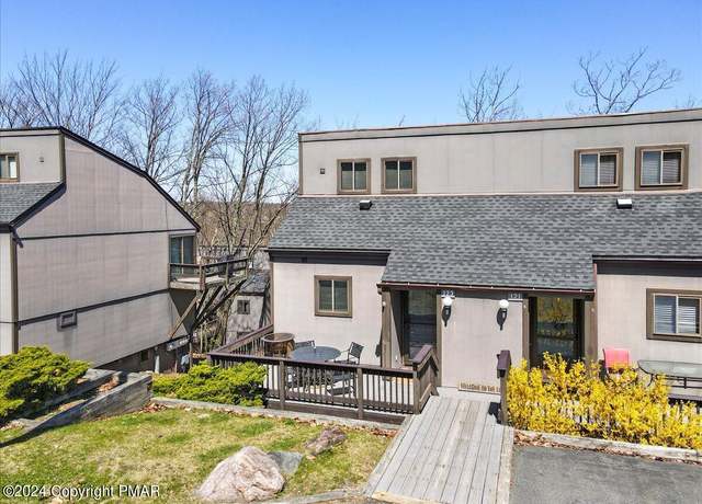 Property at 123 Cross Country Ln, Tannersville, PA 18372, 3 beds, 2.5 baths