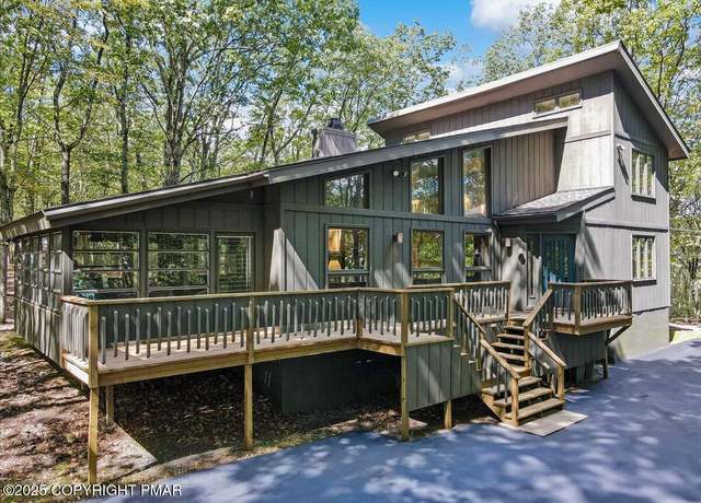 Property at 4136 Sycamore Ln, East Stroudsburg, PA 18301, 4 beds, 2 baths