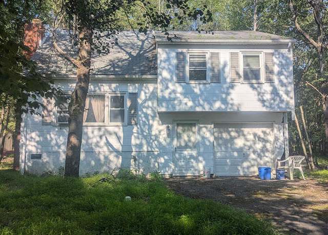 Property at 64 Shawnee Trl, Albrightsville, PA 18210, 3 beds, 2 baths