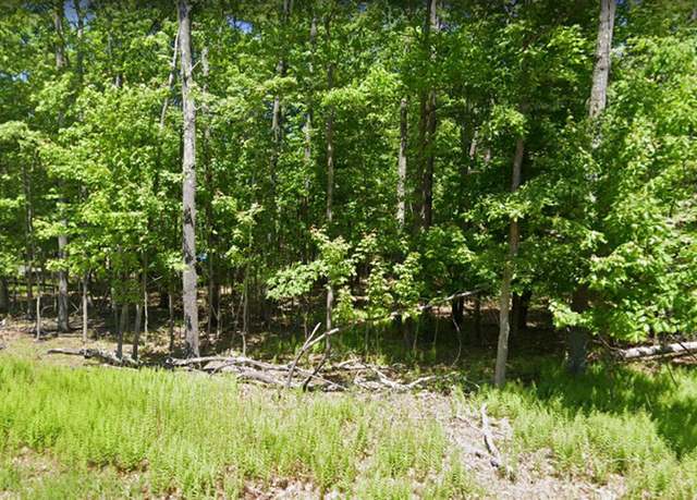 Property at 6 Cranberry Rd, Stroudsburg, PA 18360