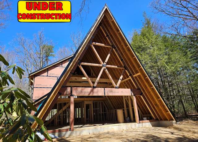 Property at 33 Susquehanna Dr, Jim Thorpe, PA 18229, 4 beds, 3 baths