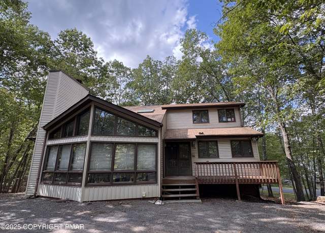 Property at 4106 Sycamore Ln, East Stroudsburg, PA 18301, 3 beds, 2 baths
