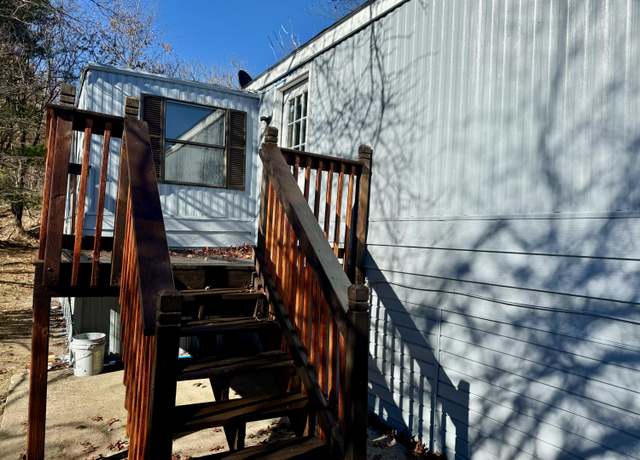 Property at 152 Paul Ter, Scotrun, PA 18355, 2 beds, 2 baths