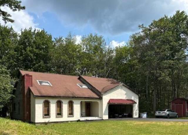 Property at 9140 Wilson Ct, Tobyhanna, PA 18466, 4 beds, 2.5 baths