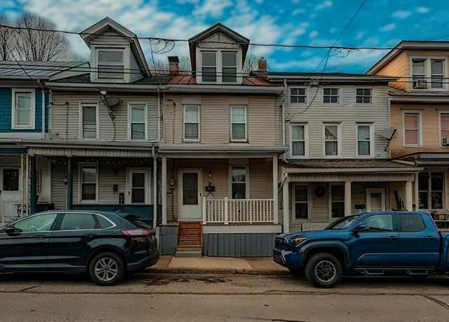 Property at 206 W Main St St, Tremont, PA 17981, 2 beds, 1 bath