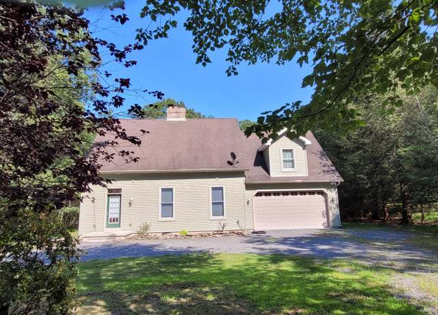 Property at 134 Piney Woods Dr, Jim Thorpe, PA 18229, 3 beds, 2.5 baths