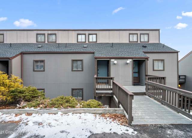 Property at 11 Middle Village Way, Tannersville, PA 18372, 3 beds, 2 baths