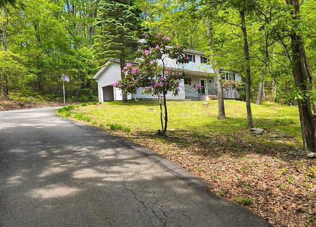 Property at 1019 Jackson View Rd, Stroudsburg, PA 18360, 4 beds, 2 baths