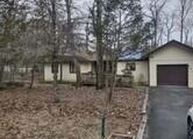 Property at 1135 Seven Nations Dr, Tobyhanna, PA 18466, 3 beds, 2 baths