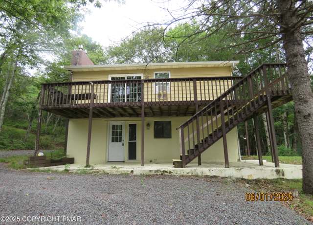 Property at 344 Birch Dr, Blakeslee, PA 18610, 3 beds, 2 baths