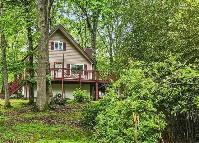 Property at 122 Westfall Dr, Dingmans Ferry, PA 18328, 3 beds, 1 bath