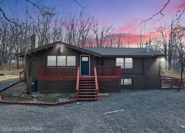 Property at 2161 Bushkill Cir, Bushkill, PA 18324, 4 beds, 3 baths