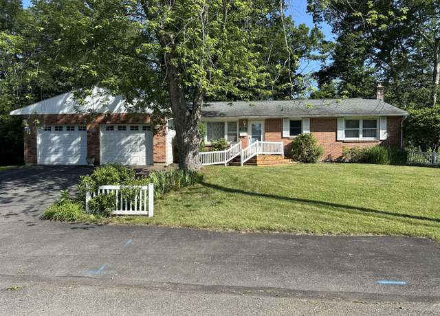 Property at 576 Circle Dr, East Stroudsburg, PA 18301, 4 beds, 2 baths