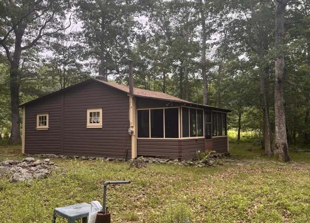 Property at 111 Bushkill Cabin Colony Rd, Dingmans Ferry, PA 18328, 2 beds