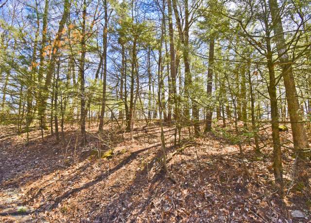 Property at 118 Valley View Dr, Stroudsburg, PA 18360