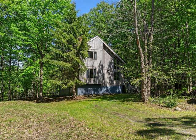 Property at 103 Mountainside Dr, Gouldsboro, PA 18424, 3 beds, 2 baths