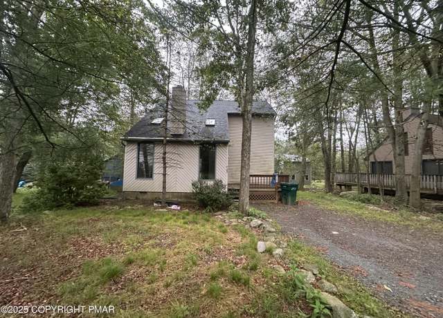 Property at 485 Country Place Dr, Tobyhanna, PA 18466, 3 beds, 2 baths