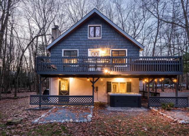 Property at 19 Yana Ln, Albrightsville, PA 18210, 3 beds, 1.5 baths