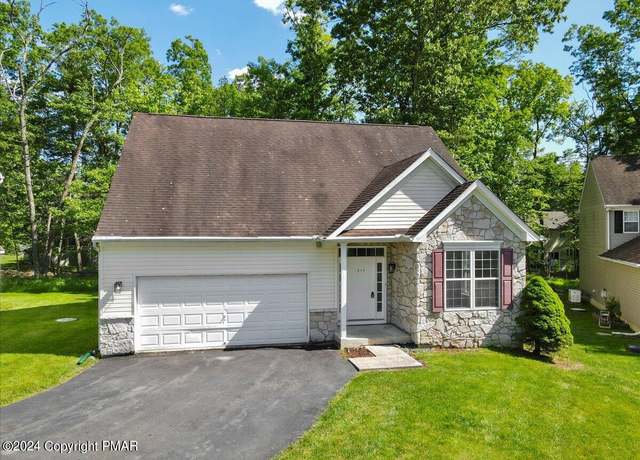 Property at 317 Witness Tree Ct, East Stroudsburg, PA 18301, 3 beds, 2.5 baths