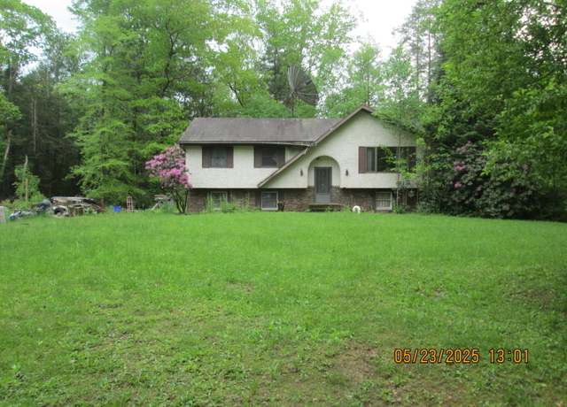 Property at 139 Bobcat Ln, Kunkletown, PA 18058, 3 beds, 2 baths