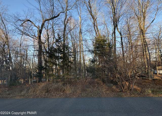 Property at 35 Pocono Dr, Gouldsboro, PA 18424