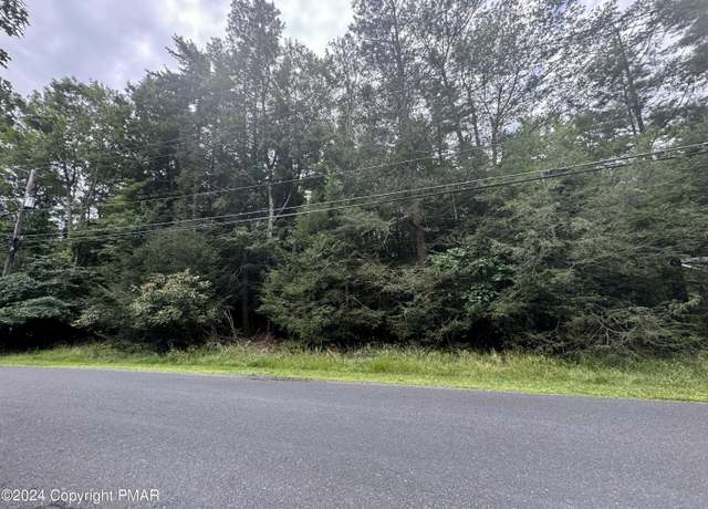 Property at 401 Whisper Dr 401 Dr, Pocono Summit, PA 18346