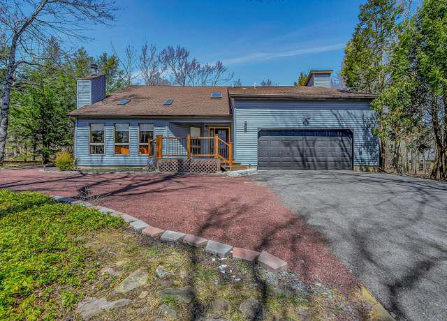 Property at 1121 Huron Pl, Tobyhanna, PA 18466, 5 beds, 3.5 baths