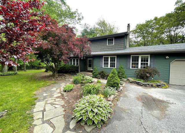 Property at 719 Homestead Ave, Effort, PA 18330, 4 beds, 2.5 baths