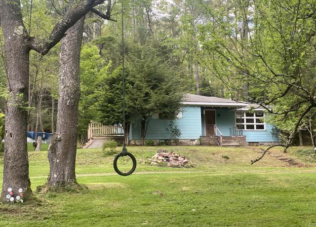 Property at 307 Rockport Rd, Weatherly, PA 18255, 3 beds, 1.5 baths