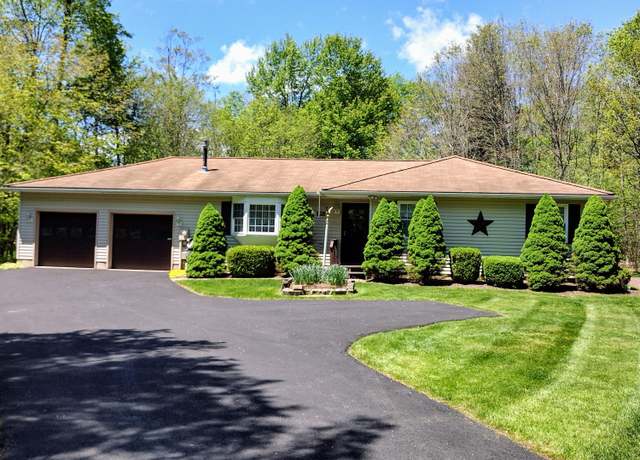 Property at 143 Anna Rd, Blakeslee, PA 18610, 2 beds, 2 baths