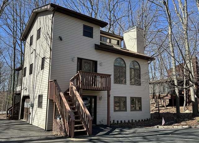 Property at 329 Hyland Dr, East Stroudsburg, PA 18301, 3 beds, 2 baths