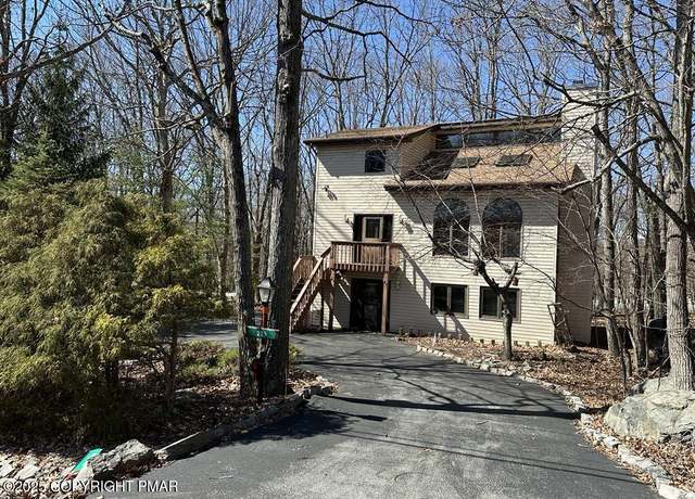 Property at 329 Hyland Dr, East Stroudsburg, PA 18301, 3 beds, 2 baths