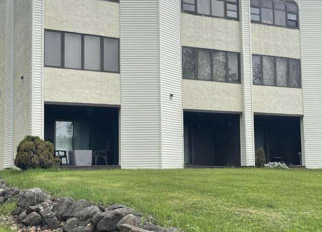 Property at 146 Foxfire Dr Apt 307, Mount Pocono, PA 18344, 2 beds, 2 baths
