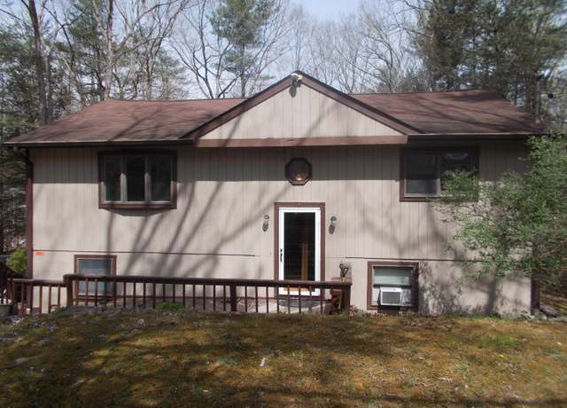 Property at 509 Highpoint Dr, Bartonsville, PA 18321, 3 beds, 2 baths
