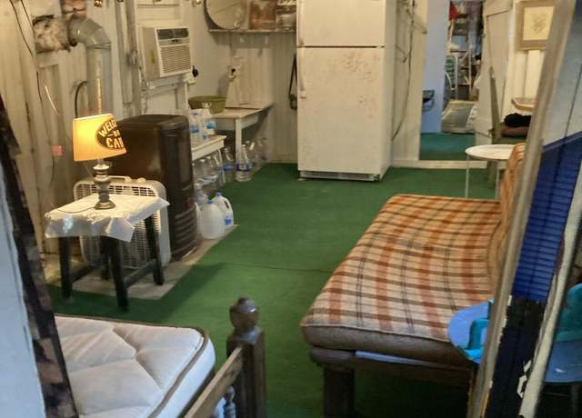 Property at 995 Pa-390, Greentown, PA 18426, 2 beds