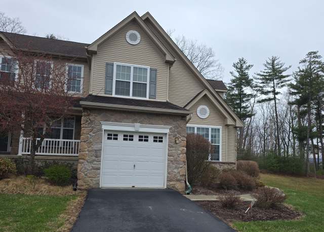 Property at 1712 Big Ridge Dr, East Stroudsburg, PA 18302, 3 beds, 2.5 baths