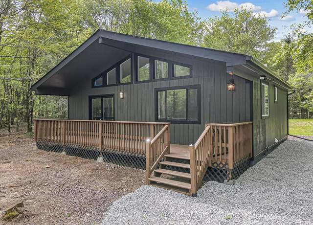 Property at 88 Cochise Trl, Albrightsville, PA 18210, 2 beds, 1.5 baths
