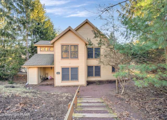 Property at 411 Hickory Dr, Tannersville, PA 18372, 3 beds, 2 baths