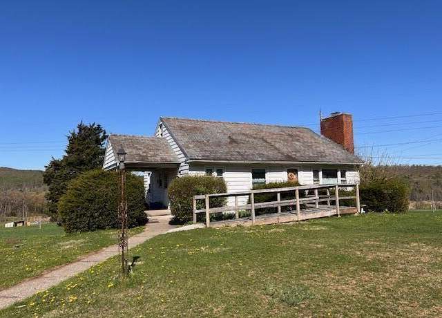 Property at 437 Route 115, Saylorsburg, PA 18353, 3 beds, 1.5 baths