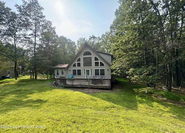 Property at 85 Shawnee Trl, Albrightsville, PA 18210, 4 beds, 2 baths