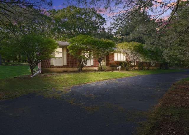 Property at 536 Sky Hawk Trl, Stroudsburg, PA 18360, 3 beds, 1.5 baths