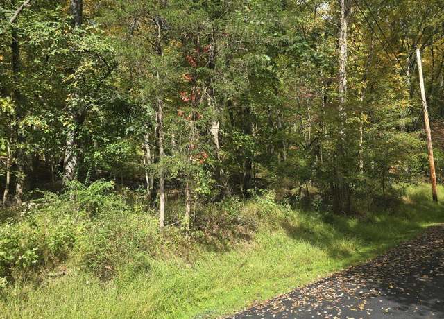 Property at Highland Te 5G, East Stroudsburg, PA 18301
