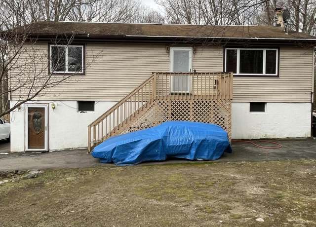 Property at 2221 Eagle Path, Bushkill, PA 18324, 3 beds, 2 baths