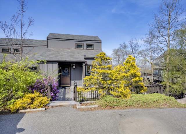 Property at 277 Overlook Way, Tannersville, PA 18372, 3 beds, 3.5 baths