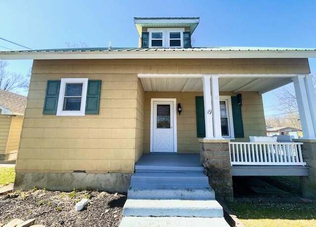 Property at 19 Park St, East Stroudsburg, PA 18301, 3 beds, 2 baths