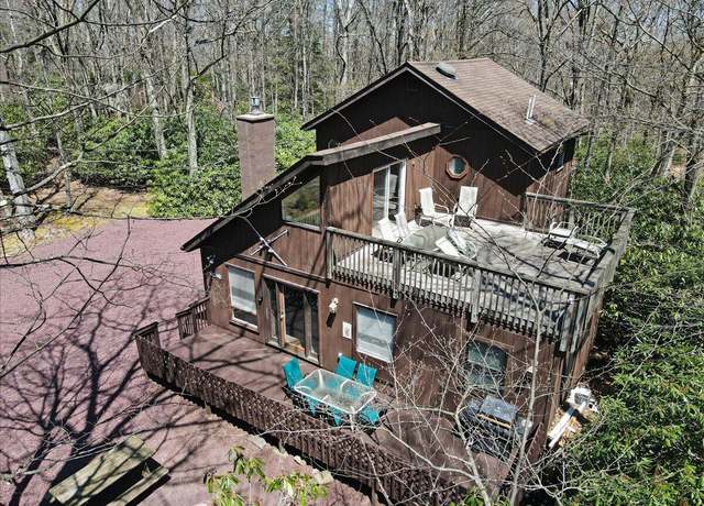 Property at 67 Tobyhanna St, Lake Harmony, PA 18624, 5 beds, 2 baths